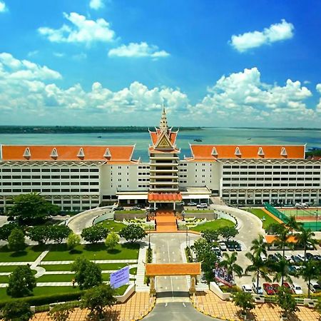 Hotel Cambodiana Phnom Penh Zewnętrze zdjęcie