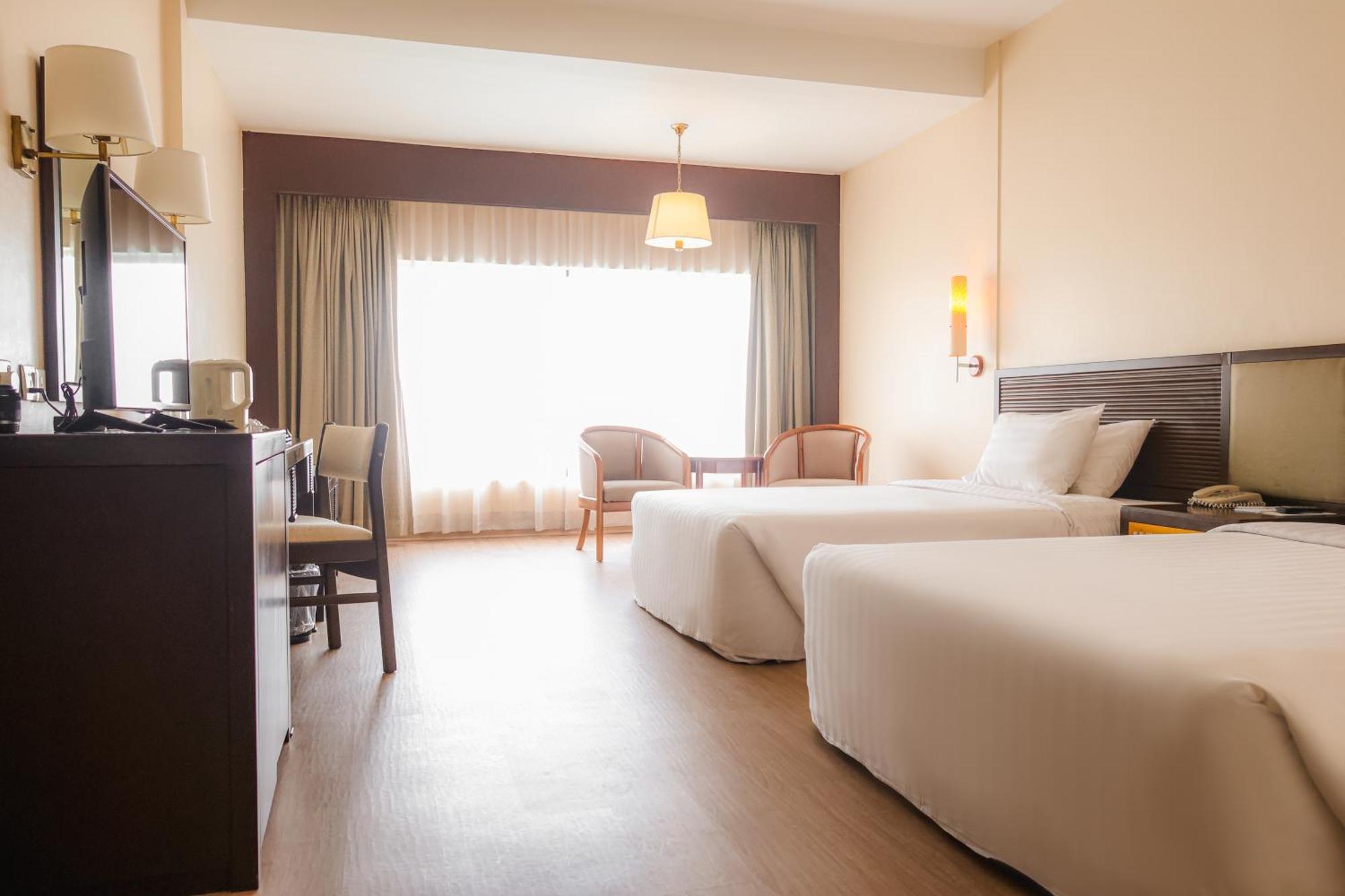 Hotel Cambodiana Phnom Penh Zewnętrze zdjęcie